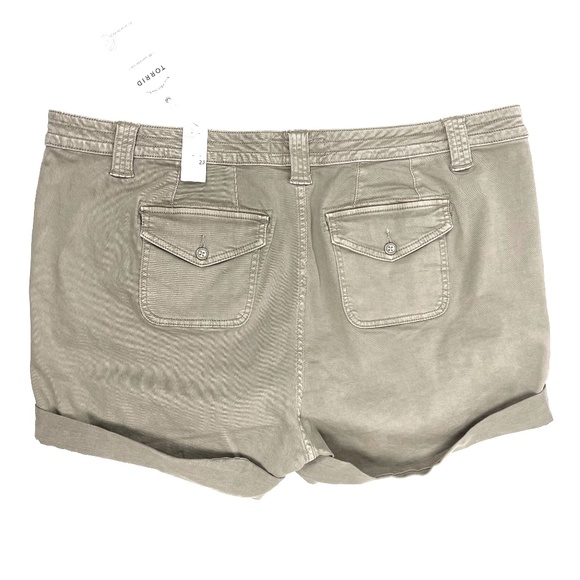 Torrid NWT Khaki Military Short Shorts size 22 - Picture 4 of 9